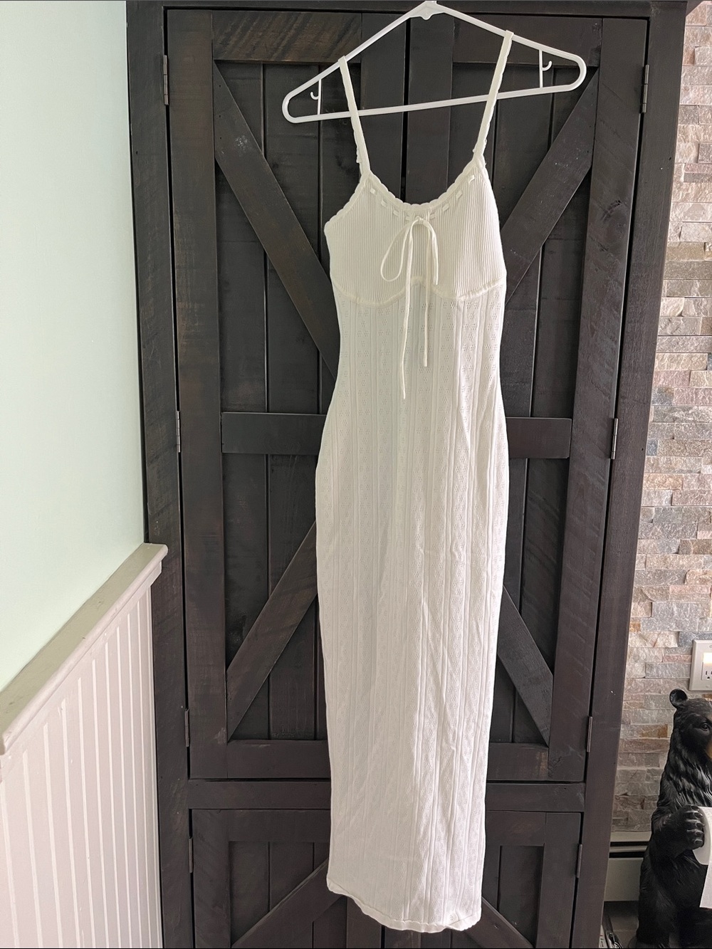 Pretty Little Thing White/Very light Ivory Sleeveless Maxi Dress with Tie Front